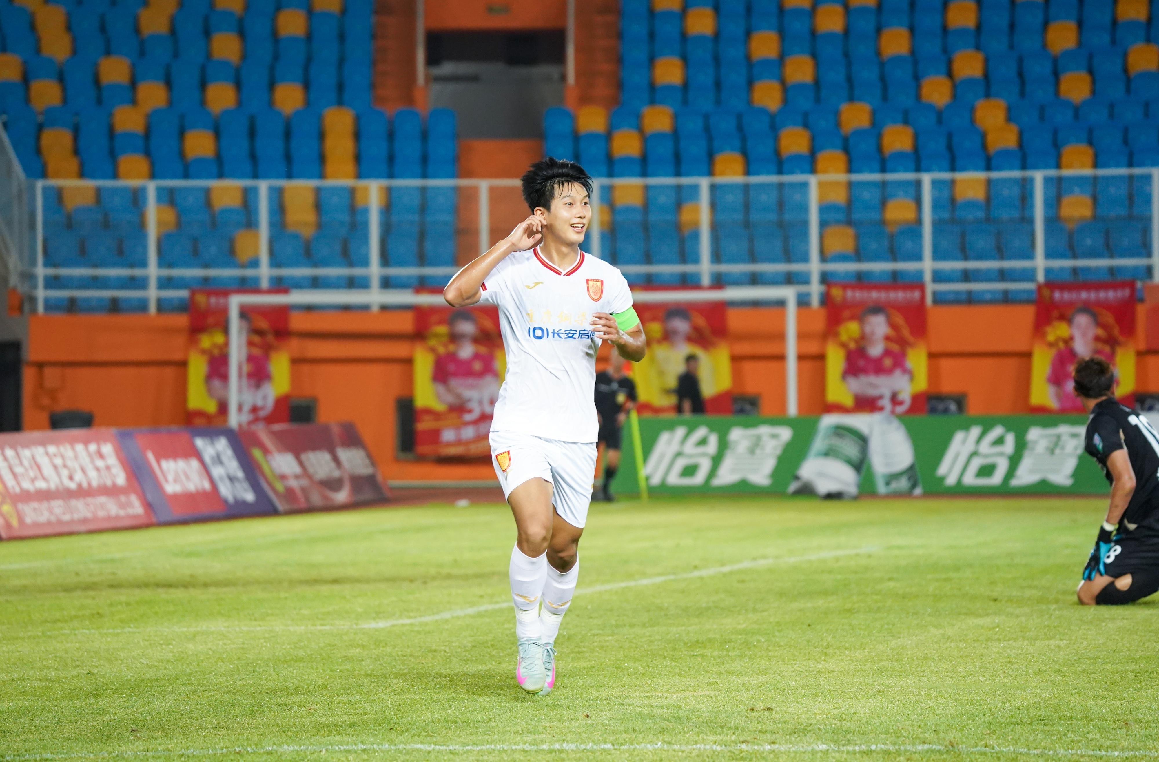 好玩的手机游戏大全-记者:传说中的向余望感觉很平淡,早点到中超踢球联赛强度不一样